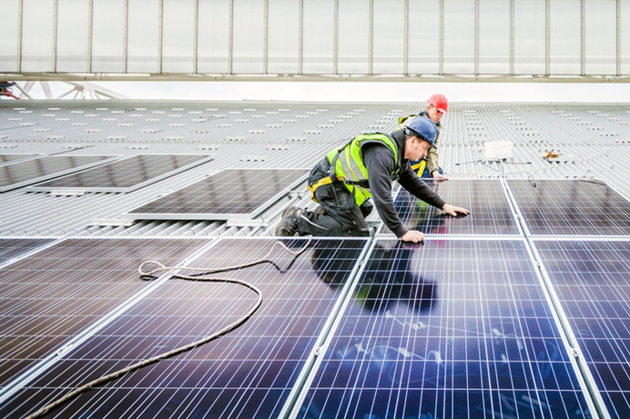 Zonnepanelen bedrijfsdak