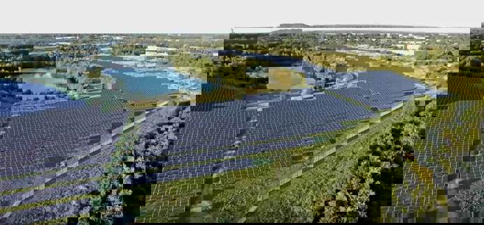 Waarom zonnepanelen zakelijk zo interessant zijn voor u en uw bedrijf