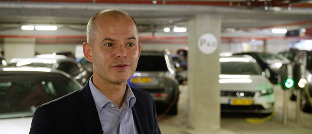 Elektrische taxi's first voor RAI Amsterdam