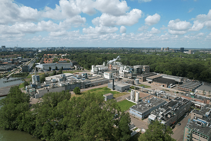 Luchtfoto van het pand van Ketjen