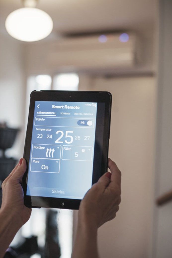 Tablet met app voor slimme domotice zoals slimme thermostaat - Korting op duurzame producten