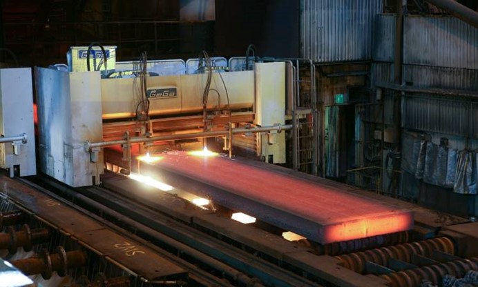 Fabriek waar staal wordt gesmolten