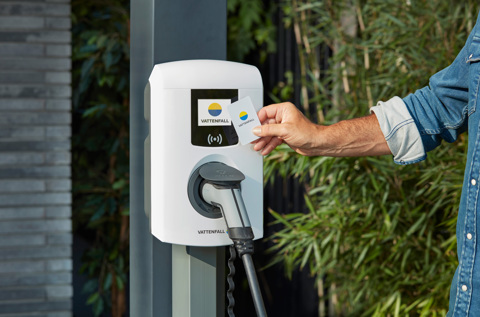 Laadpaal met laadpas van Vattenfall
